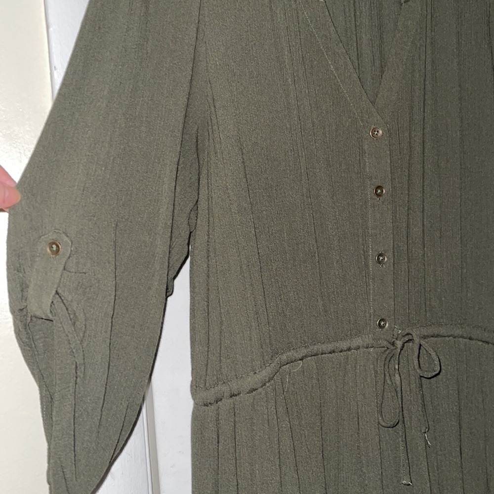 Great TORRID dress. Used in great condition. Green.